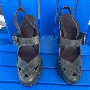 Frye Navy Leather Goldie Slingbacks